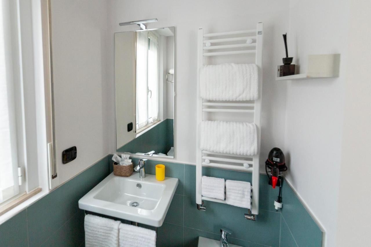 Hotel Il Giardino Di Fiorina à Novate Milanese Extérieur photo